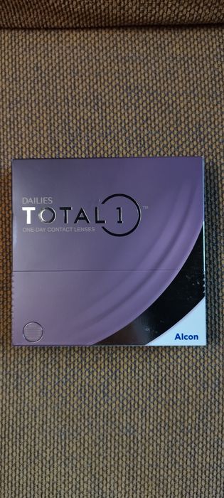 Soczewki -5.50 TOTAL1 90szt BC8.5 Alcon