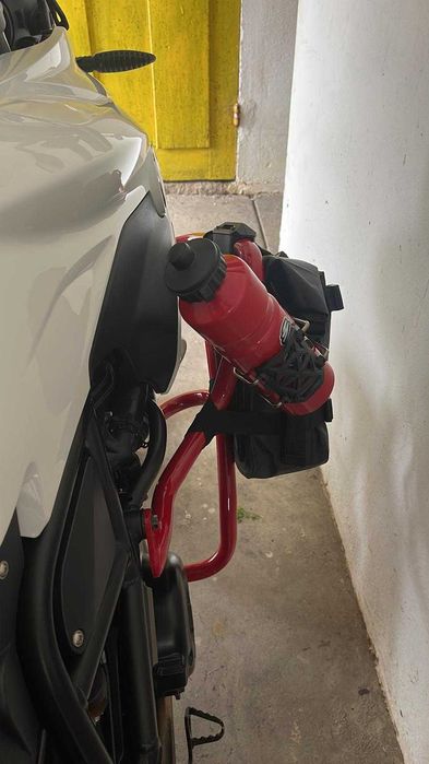 GS700 BMW  equip. com motor 800c.c de origem