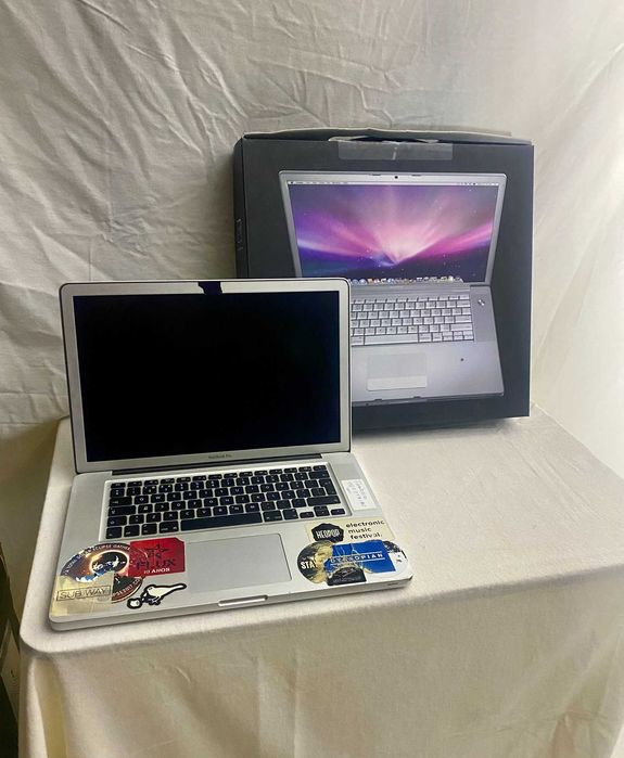 MacBook Pro 15" Unibody (A1286) - Para Peças / Avariado