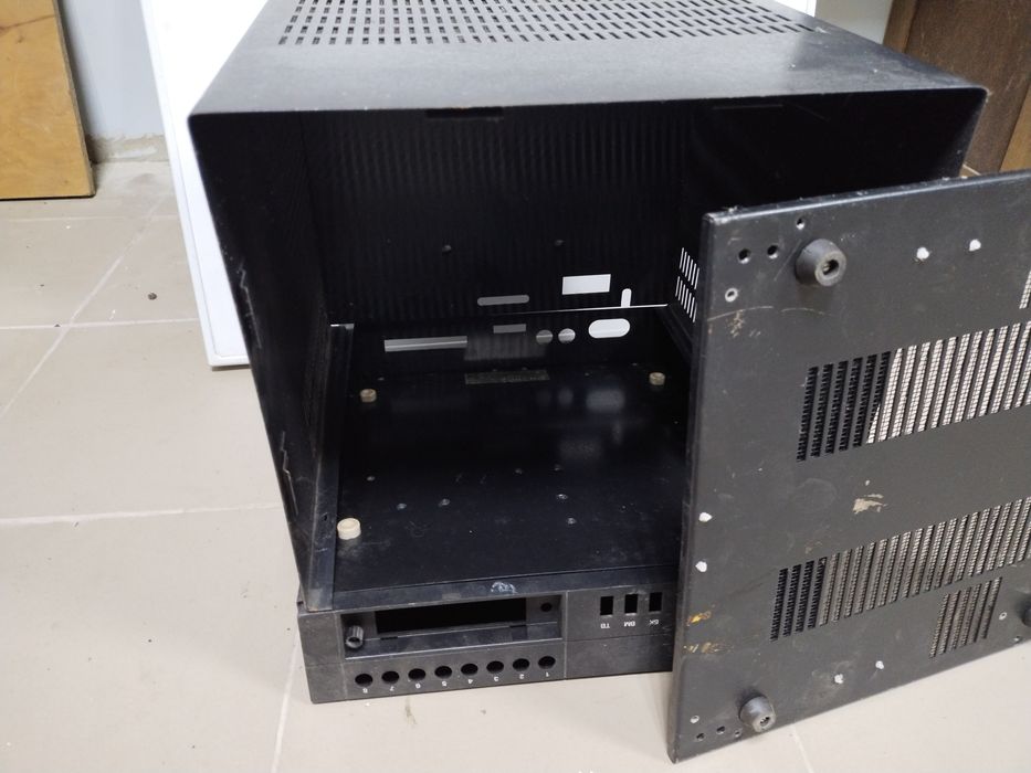 Корпус металевий з-під тв-приставки