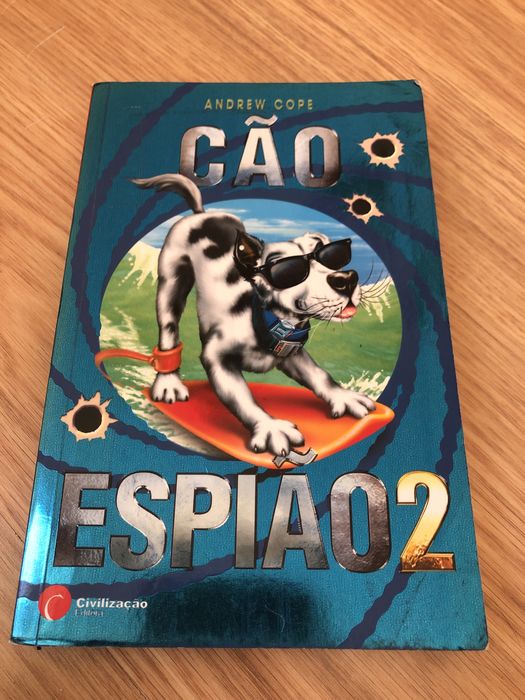 2 livros Cão Espião