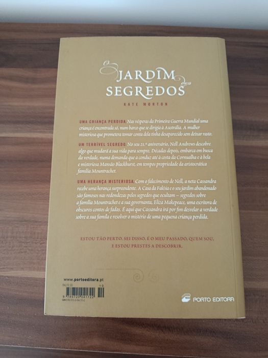 Livro jardim dos segredos de Kate Morton