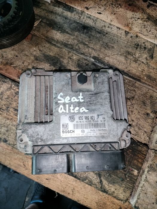 Блок управління двигуном seat altea 03g906021jf 0281013622
