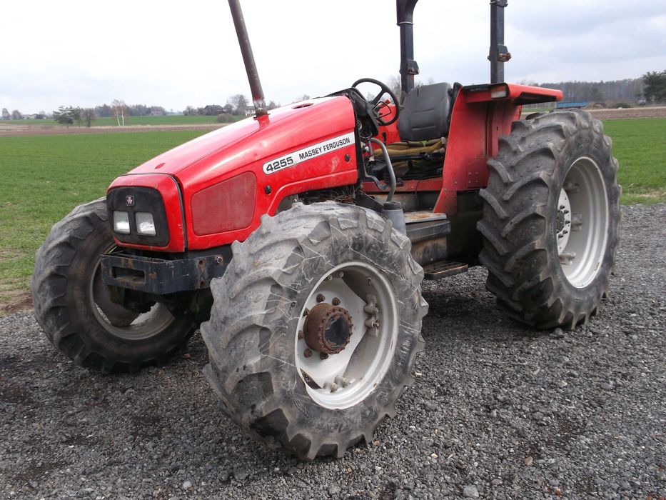 Massey Ferguson 4255,4235,4245--most,zwrotnica,piasta,wspornik,półoś--