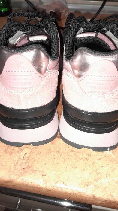 продам кроссовки женские Polo club Beverly Hills