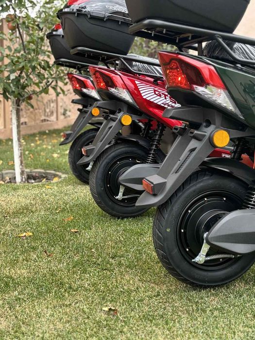 Електроскутер Corso GTS RR 2000W 72V/32Ah на літій-іонна  БАТАРЕЇ.