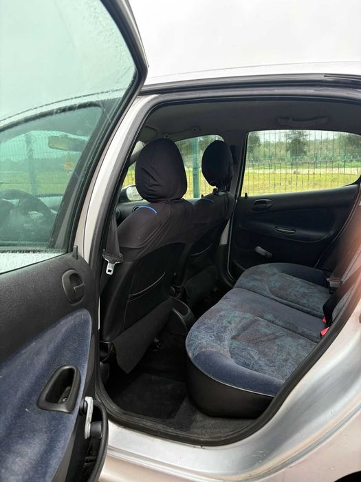 Peugeot 206 1.1 Gasolina - Inspeção válida até 2027