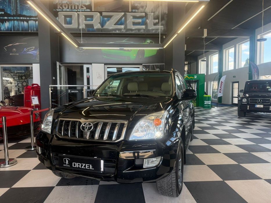 Toyota Land Cruiser 8osobowy/4x4/Pneumatyka/Szyberdach/Clim3Strefy/PodgFotele/KamCof