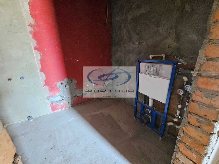 Квартира у новому будинку. р-н Дахнівка.