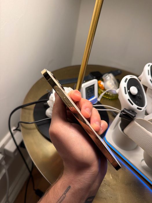 iPhone 12 Pro Max Glod