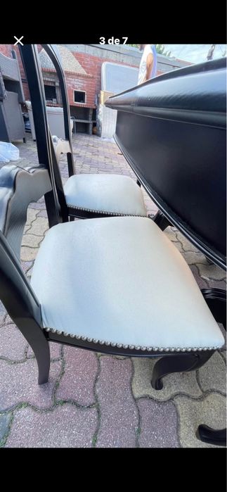 Vende-se mesa com 6 cadeiras
