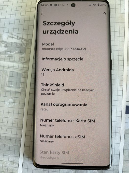Motorola Edge 40 8/256 - komplet, stan bardzo dobry