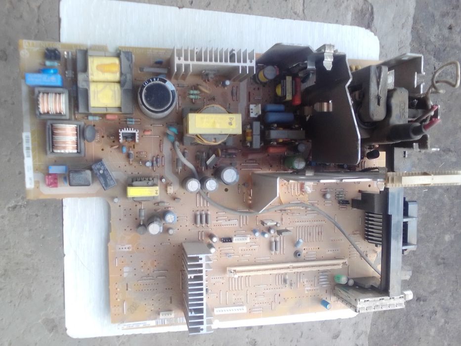 Продам радіодеталі плати