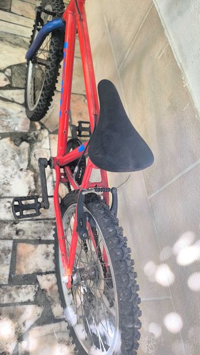 Bicicleta Criança / Jovem Roda 20 - Estilo BTT - Económica