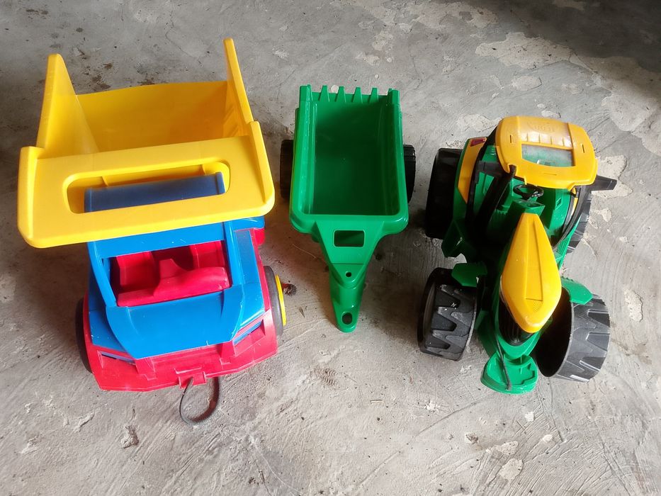 Wywrotka gigant Wader Traktor z przyczepą Lena