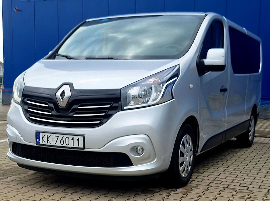 Renault Trafic Trafic Long 9 os. Pilnie sprzedam !!