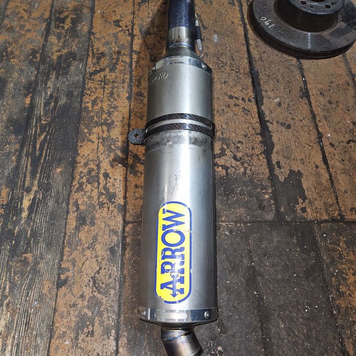 Ямаха р6.Yamaha r6 99-02 Полный выхлоп