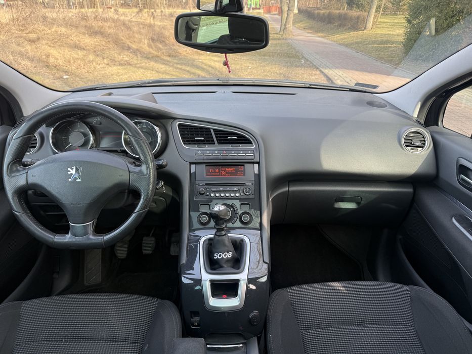 Peugeot 5008 1.6 HDI 2010r bogate wyposazenie panorama