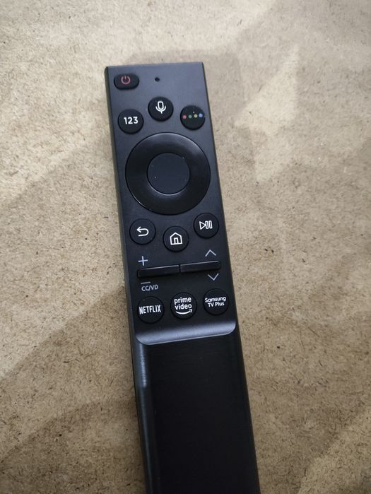 Pilot do tv Samsung, obsługuje Smart tv.
