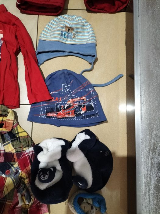 Wyprawka ubranka r.80 chłopiec spodnie , bluzki, śpiochy