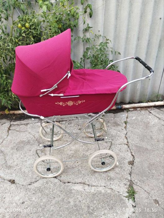 Коляска дитяча (нова/ретро)