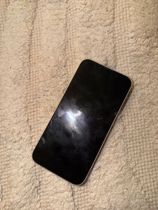 iPhone 13 128gb biały