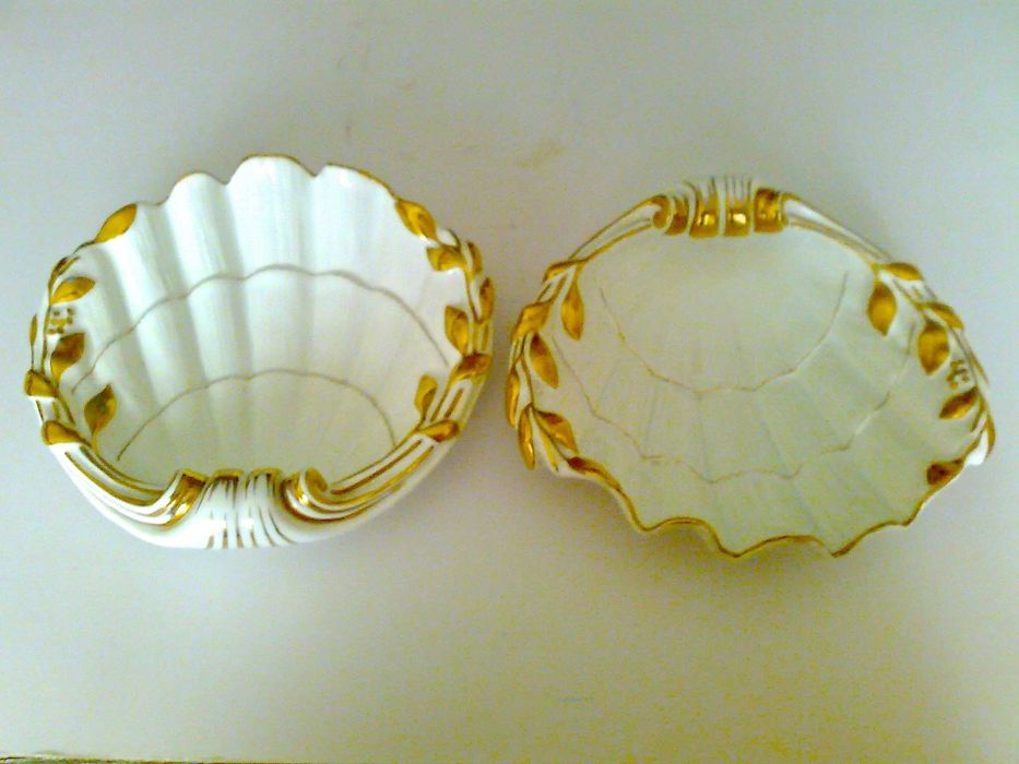 Concha da Vista Alegre  com aplicação de ouro