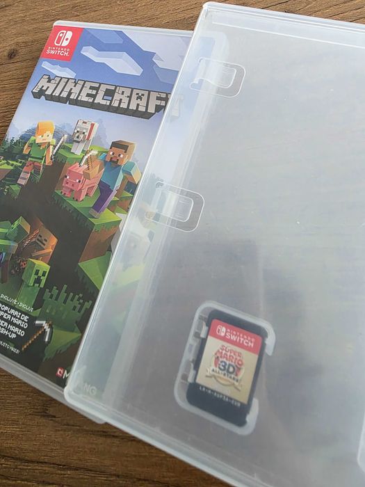 Consola Nintendo Switch Light com capa +2 jogos