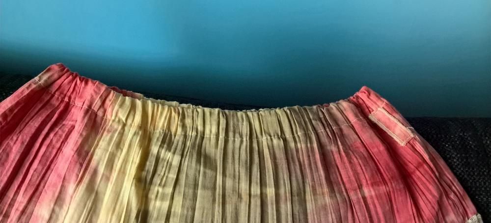 Piękna spódniczka w stylu vintage (rozm. XS)