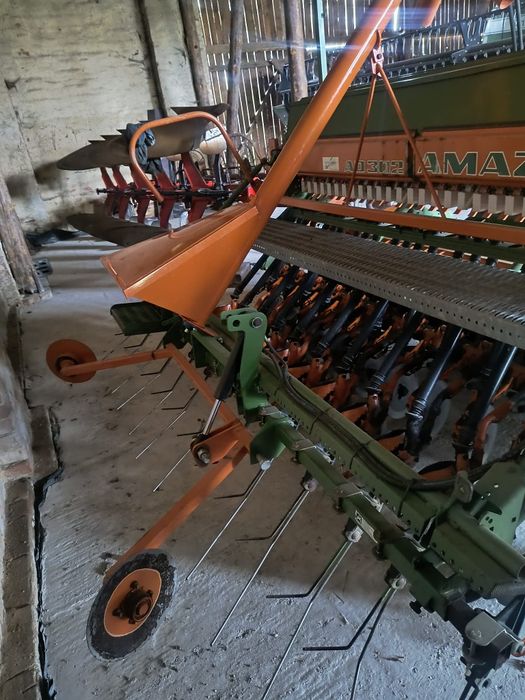 Siewnik Amazone AD302 talerzowy