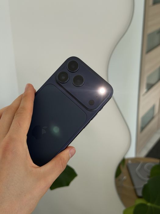 Iphone 14 Pro Max в корпусі 17 Pro max 128 Gb