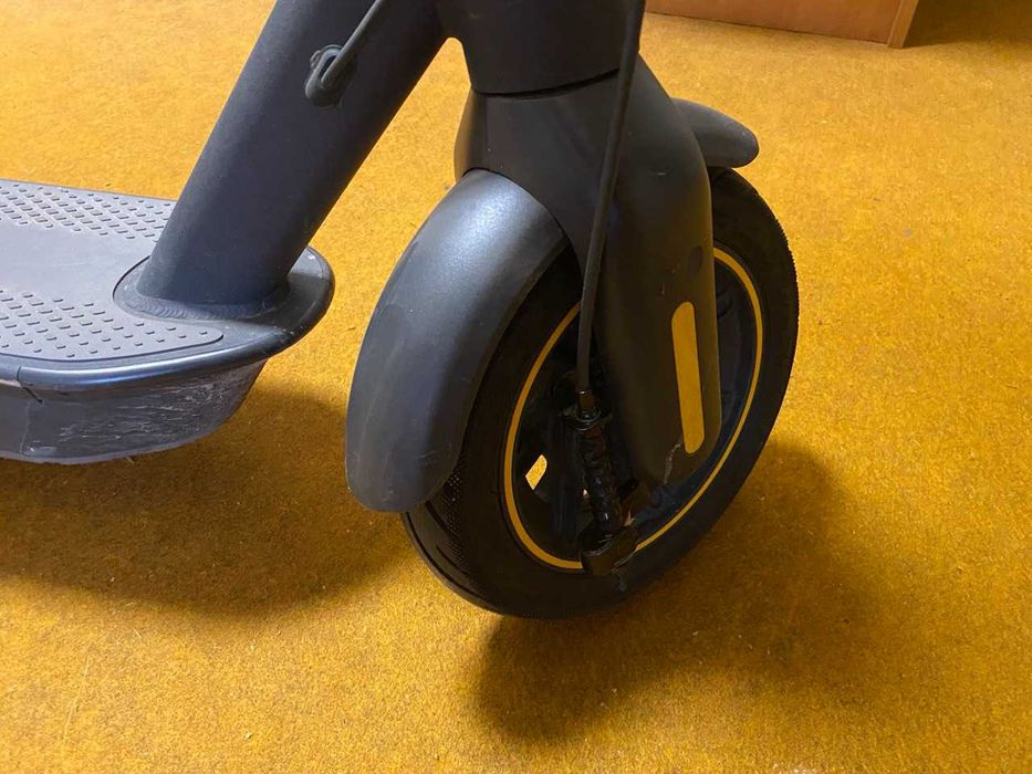 Електросамокат Ninebot by Segway MAX G30 (40.30.0000.00)