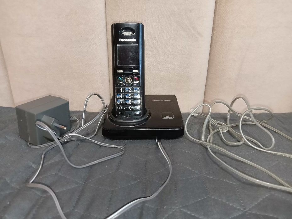 Цифровий бездротовий телефон Panasonic KX-TG8207UA б/в