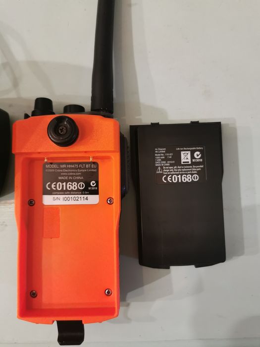 Rádio VHF Marítimo Cobra Marine MR HH475 FLT BT – Flutuante + Submersível + Bluetooth