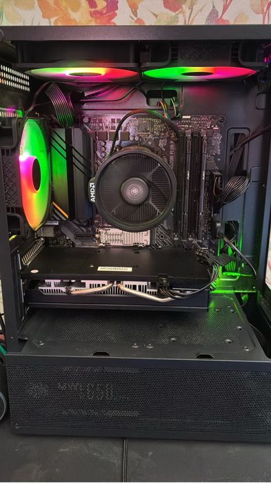 Computador Gaming - Ryzen 5 5600XT | 16GB RAM | RX 580 8GB | SSD 512GB | Fonte 650W (Pronto a Jogar)