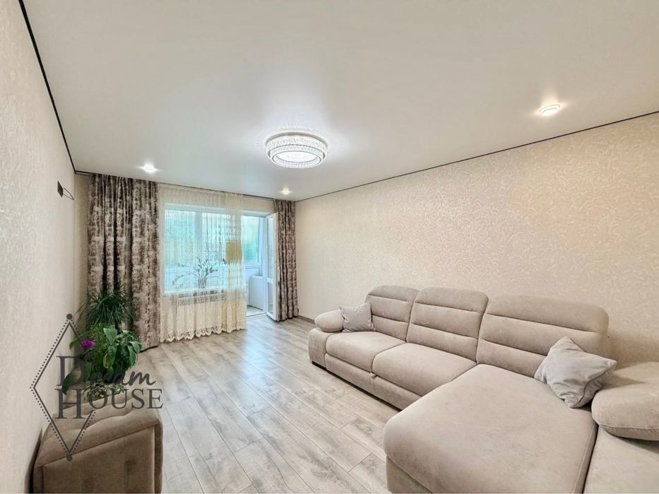 Продаж 3 кімнатної квартири