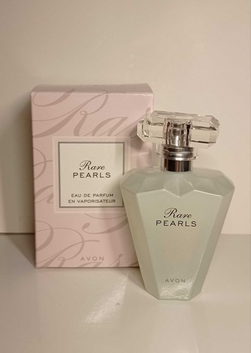 Woda perfumowana Avon Radę Pearls