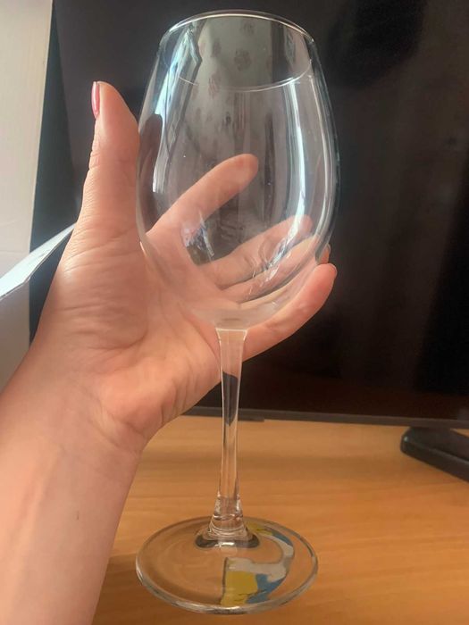 Большие бокалы для вина