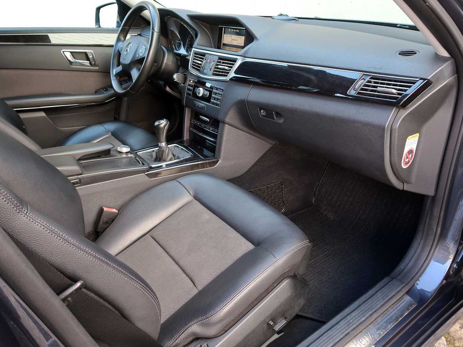 Mercedes Benz E SW 250 CDI Avantgarde, nacional, histórico completo, 2010