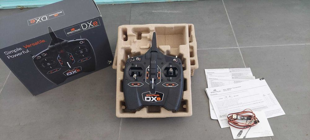 Comando rc 6 canais Spektrum DXe + cabo usb original