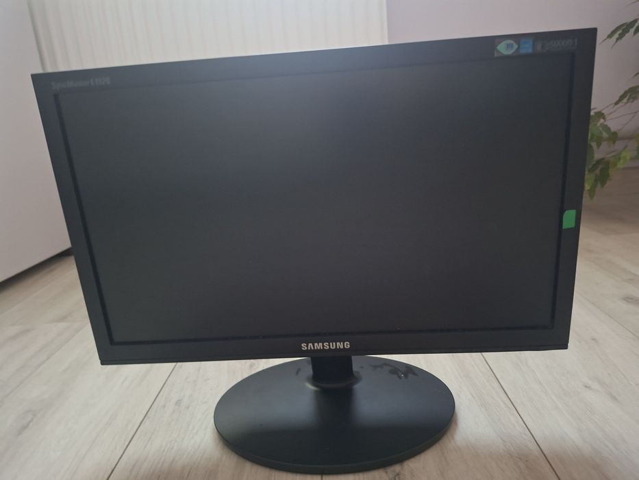 Монитор Samsung E1920N
