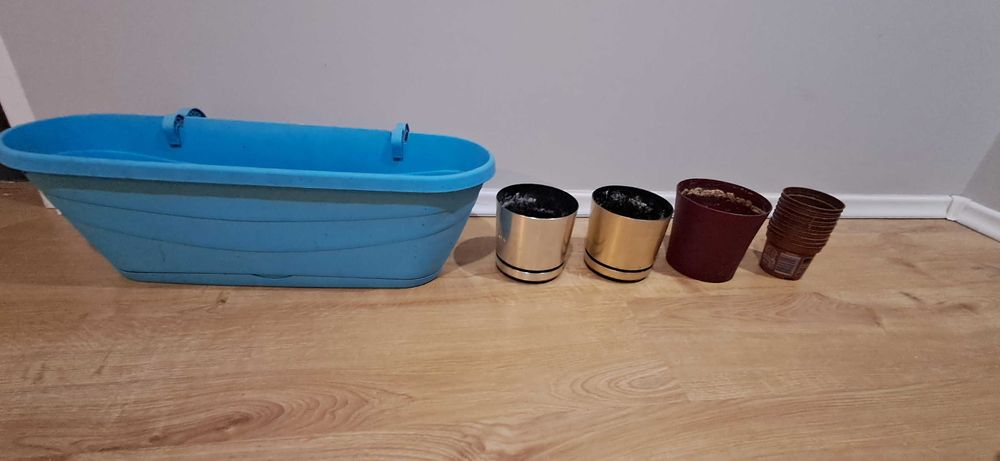 Doniczki Cena za wszystkie