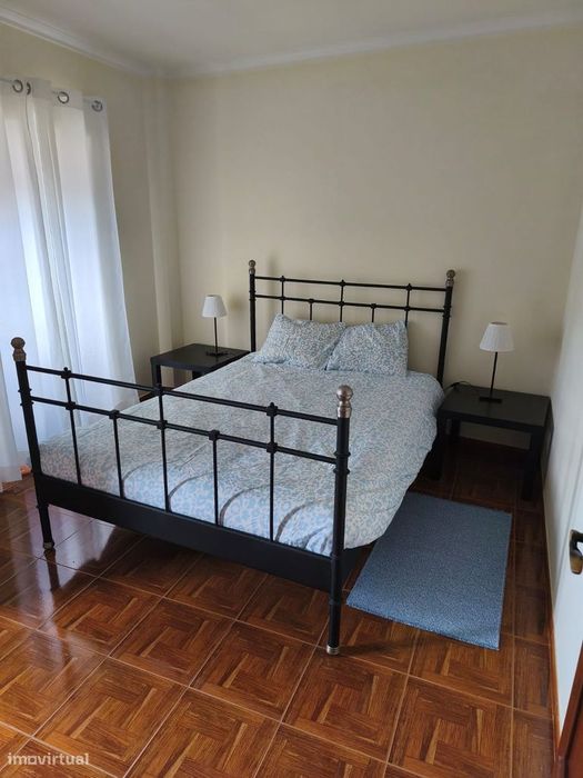 Moradia T5 com terraço e varanda em Óbidos