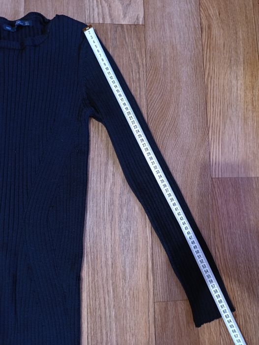 Женское чёрное платье "миди"