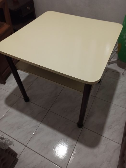 Mesa tipo secretária