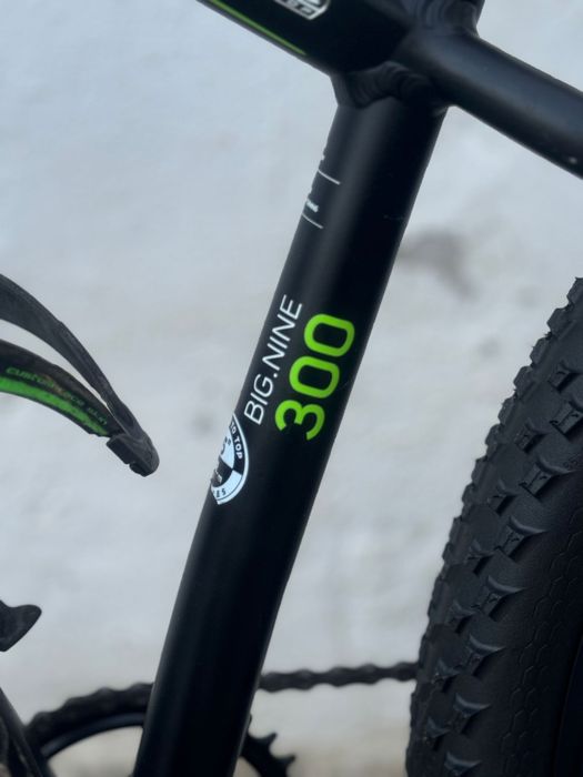 Bicicleta Merida BIG.NINE 300