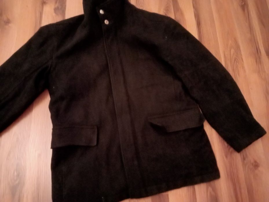 Płaszczyk męski na zamek