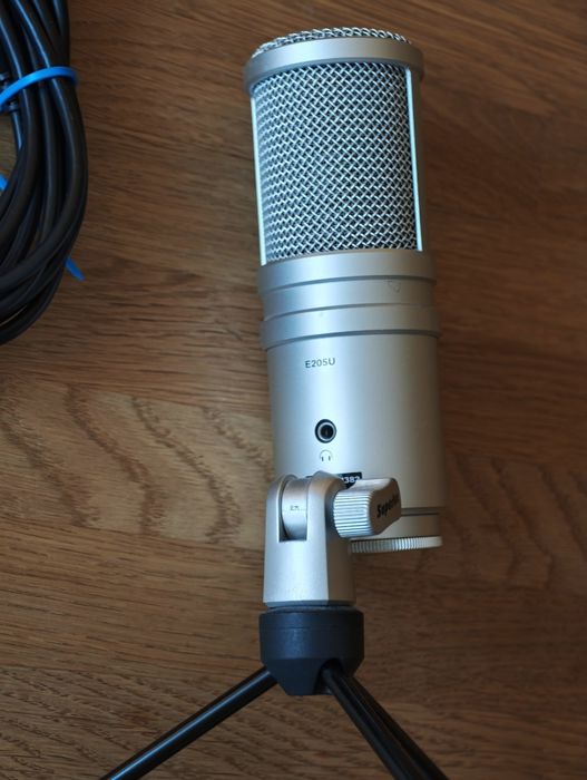 Mikrofon Superlux E205U