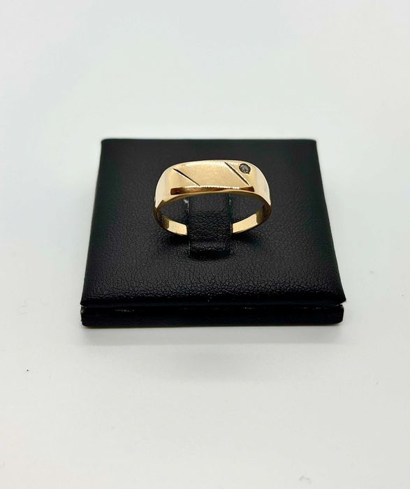 Złoty sygnet pr 585 3,44g (Rozmiar 17)