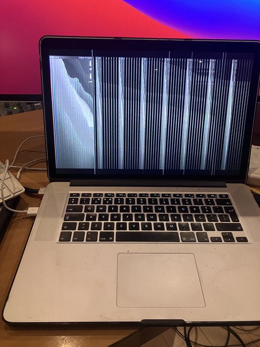 Macbook Pro (Retina 15 mid 2014)